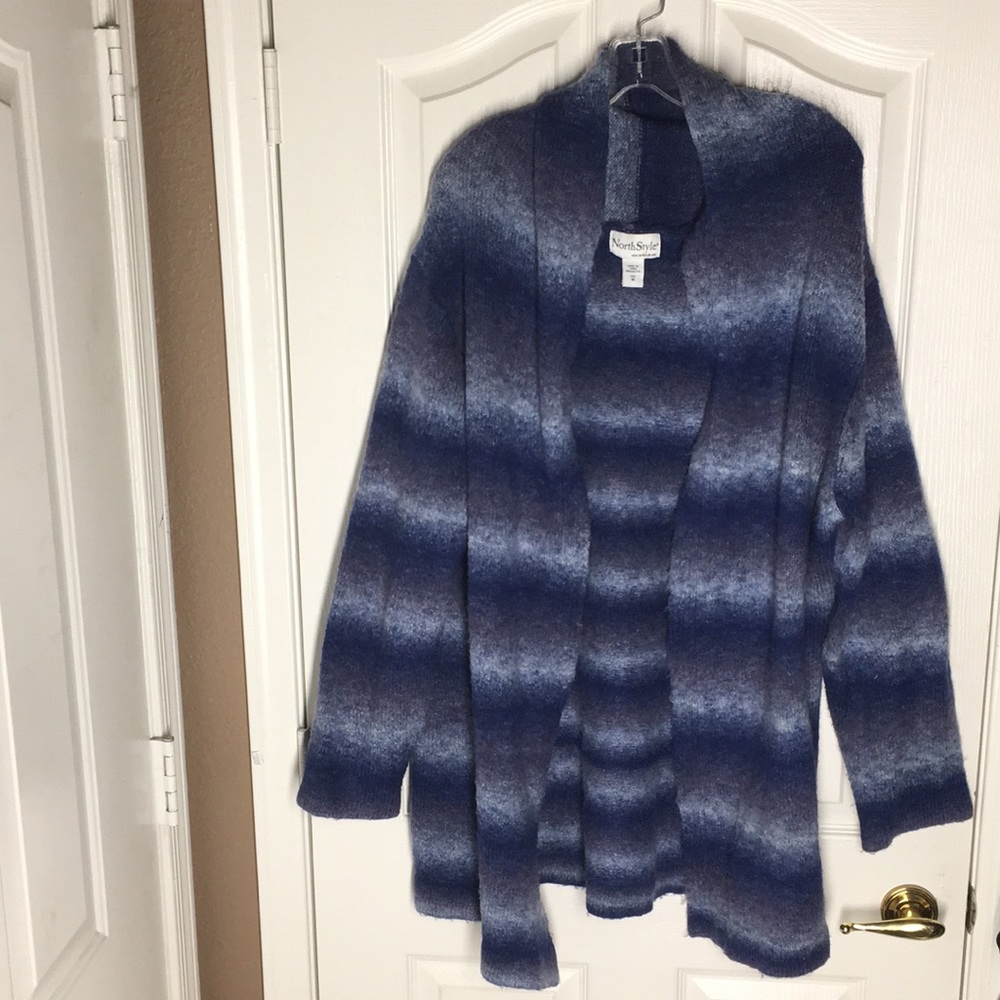 FINAL MARKDOWN Ladies’ North Style Open-front Cardigan (M)